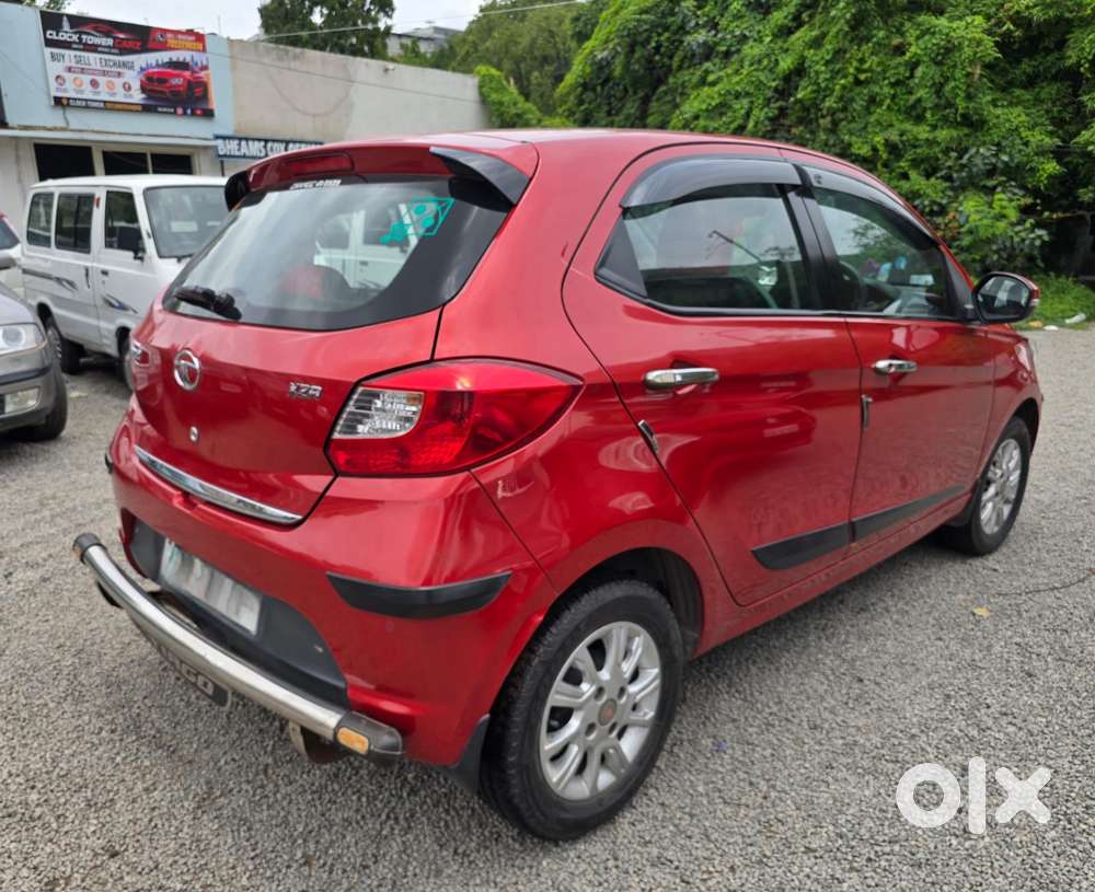 Tata Tiago 1.2 Revotron Xza, 2018, Petrol