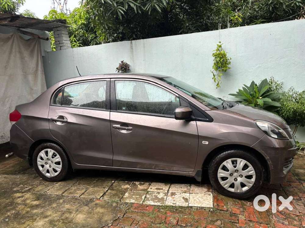 Honda Amaze 2014 Petrol Well Maintained