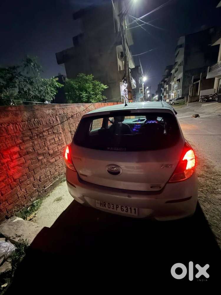 Hyundai I20 2013 Diesel 196000 Km Driven