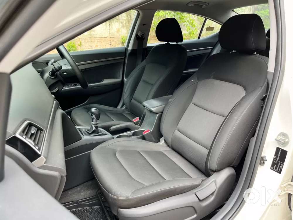 Hyundai Elantra 2.0 S, 2019, Petrol