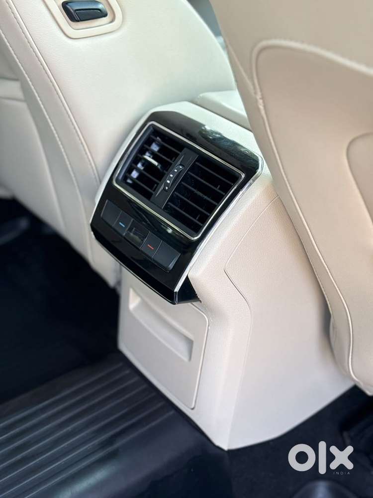 Skoda Superb 2.0 L&k Tsi At, 2022, Petrol