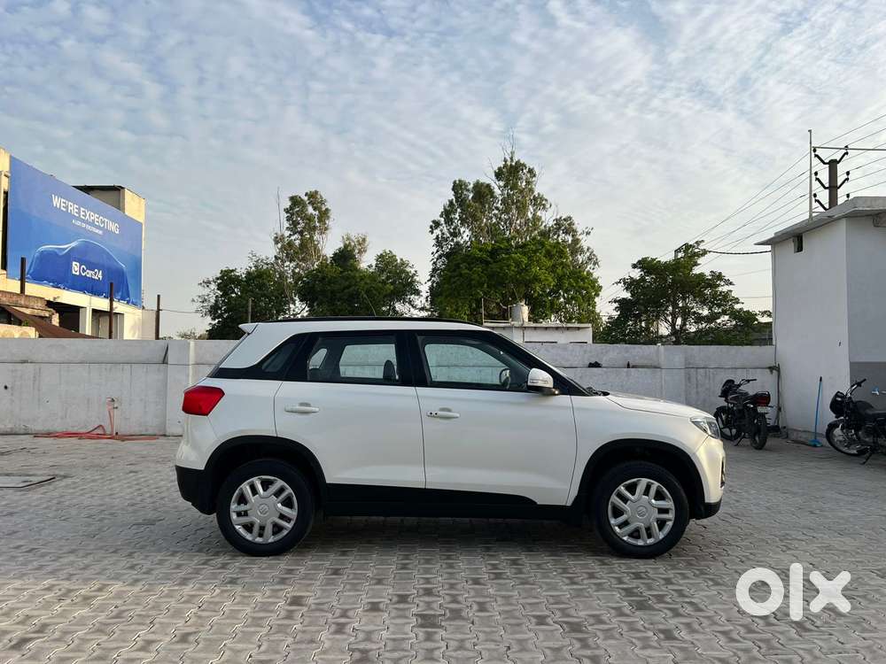 Maruti Suzuki Brezza 1.5 Vxi Smart Hybrid, 2022, Petrol