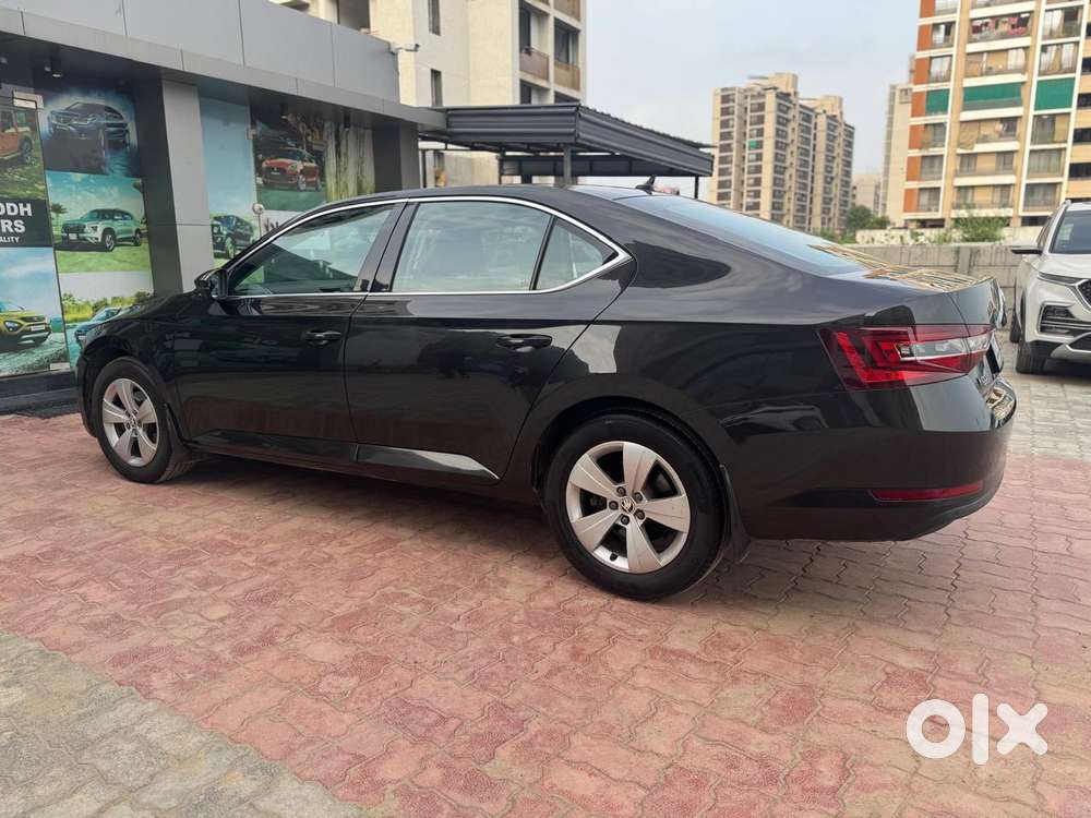 Skoda Superb Style 2.0 Tdi At, 2018, Diesel