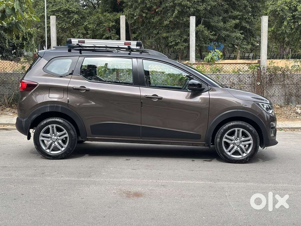Renault Triber 1.0 Rxz Dual Tone, 2022, Petrol