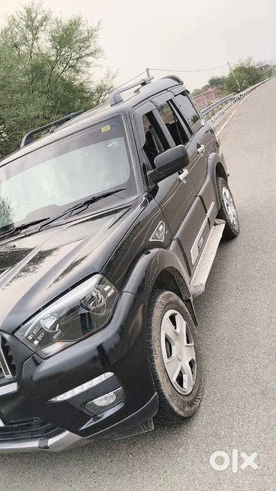 Mahindra Scorpio Classic Diesel Manual 2021