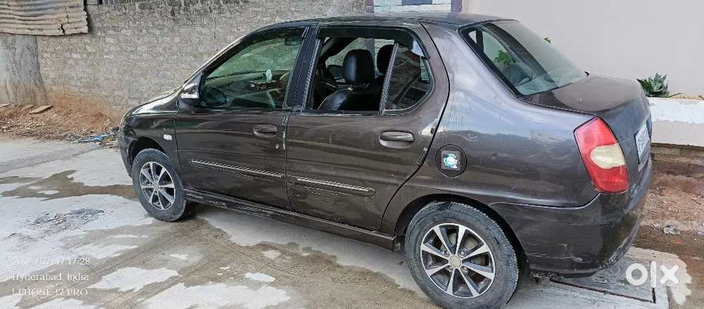 Tata Indigo Ecs 2010 Petrol  Metalic Black Hyderabad Showroom