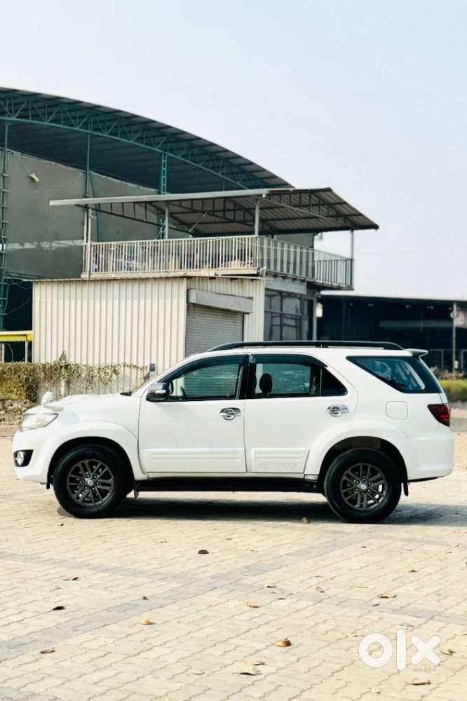 Toyota Fortuner 4x4 At, 2015, Diesel