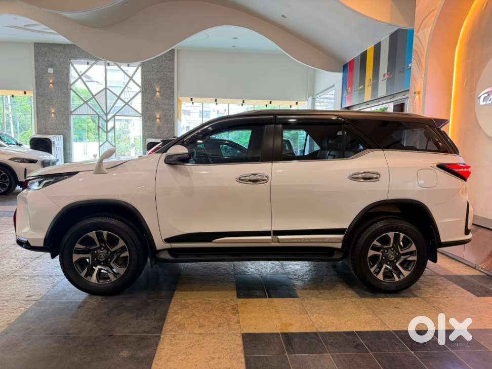 Toyota Fortuner Legender 4x2 At 2.8, 2024, Diesel