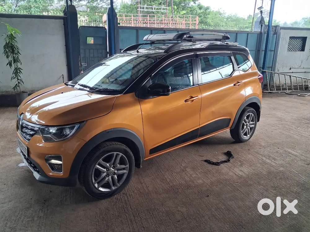 Renault Triber Petrol Amt 2022 Dual Tone