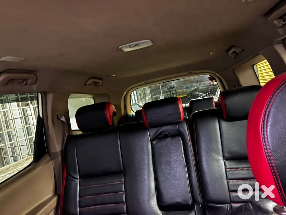 Mahindra XUV500 Diesel 2012