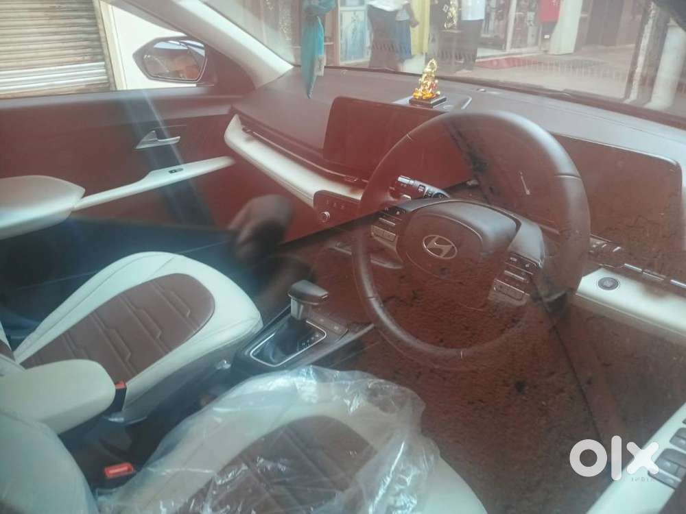 Selling My Verna Ivt Petrol Automatic 1.5