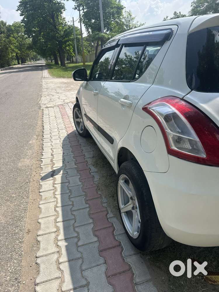 Maruti Suzuki Swift Vdi Optional, 2012, Diesel