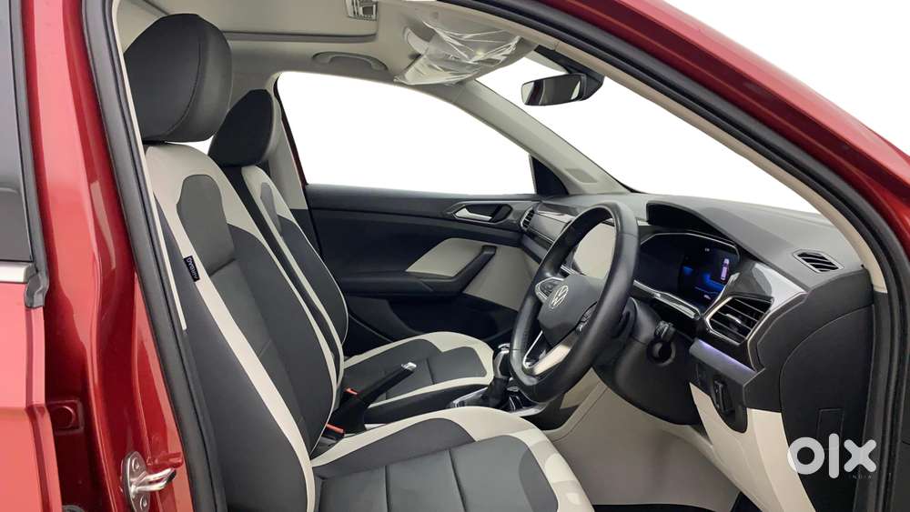 Volkswagen Taigun 1.0 Tsi Topline At, 2023, Petrol