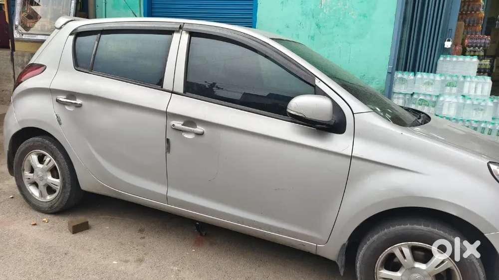 Hyundai I20 2010 Petrol 140000 Km Driven Fc And Insurance Laps