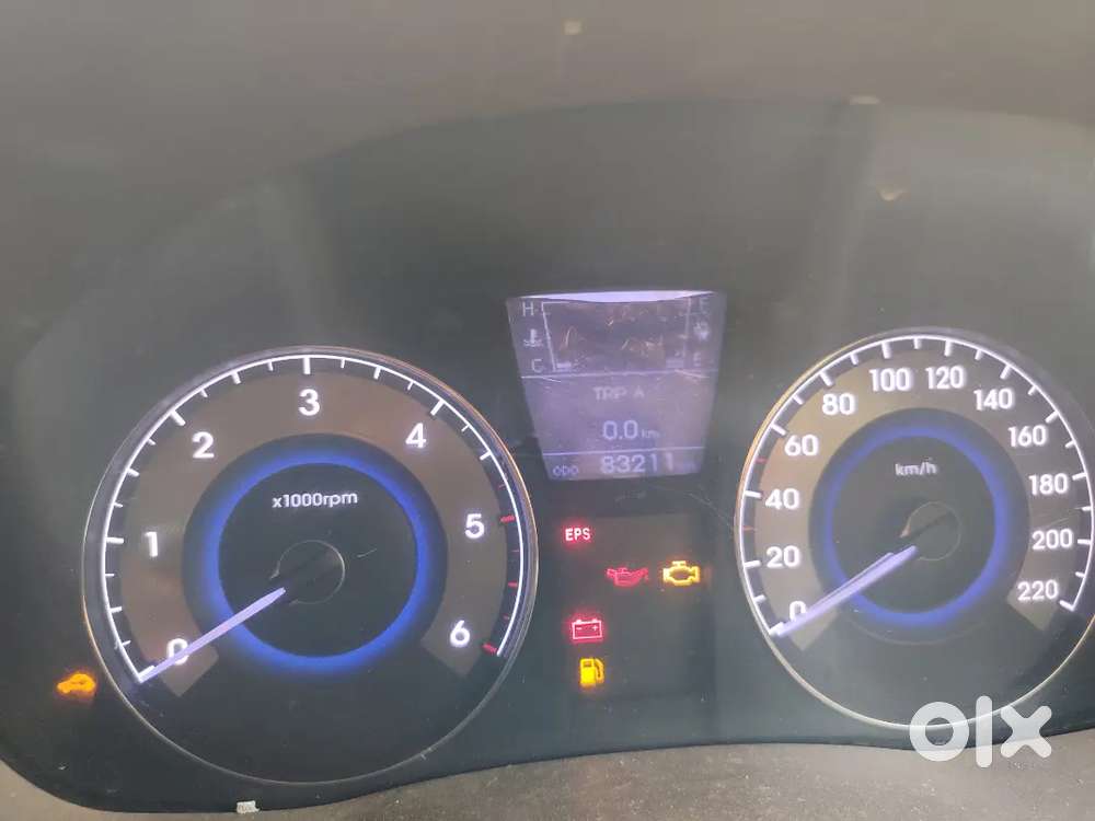 Hyundai Verna 2011 Petrol Sx