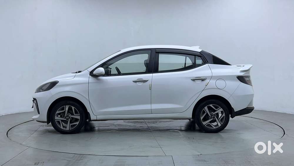 Hyundai Aura 1.2 Sx Cng, 2023, Cng & Hybrids