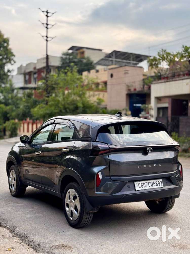 Tata Nexon, 2024, Petrol