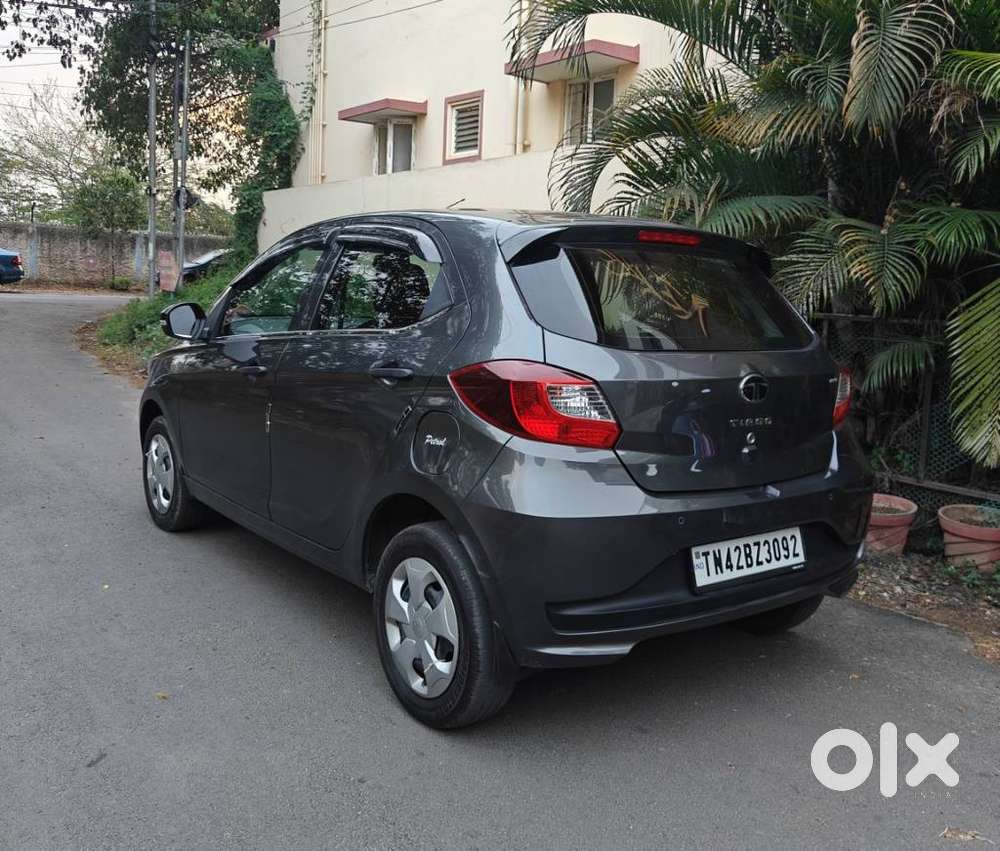 Tata Tiago 1.2 Revotron Xm Cng, 2024, Cng & Hybrids
