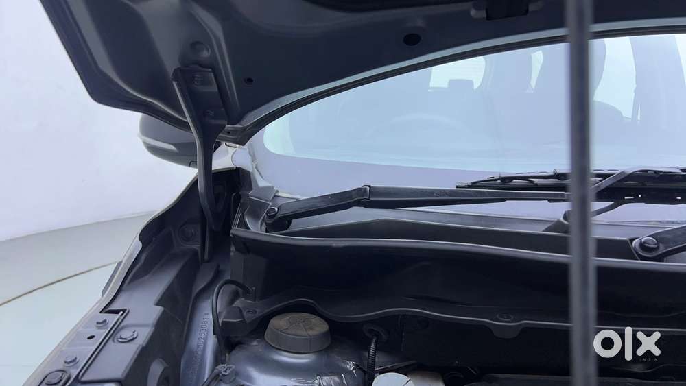Maruti Suzuki Xl6 1.5 Zeta At, 2021, Petrol