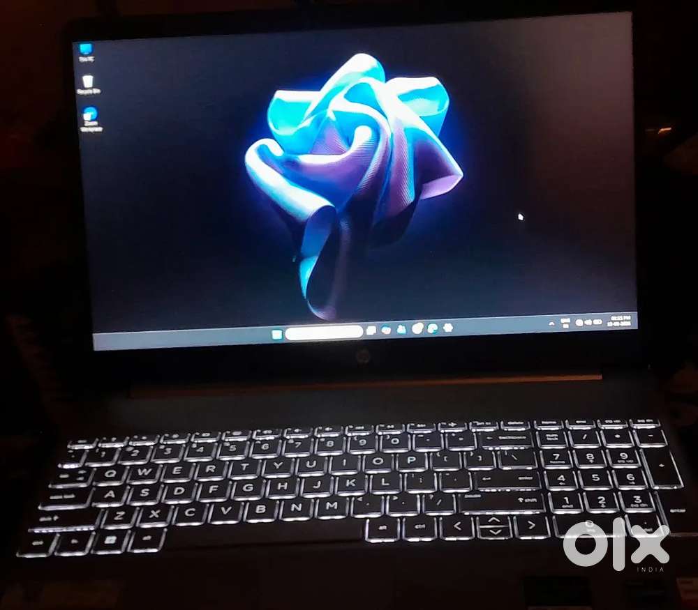 Intel Core i5 11th Generation Processor
16GB RAM
512GB SSD
Windows 11
