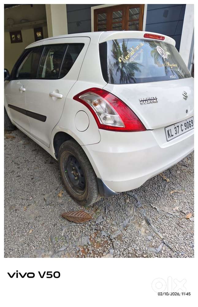 Maruti Suzuki Swift Vxi + Manual, 2016, Petrol