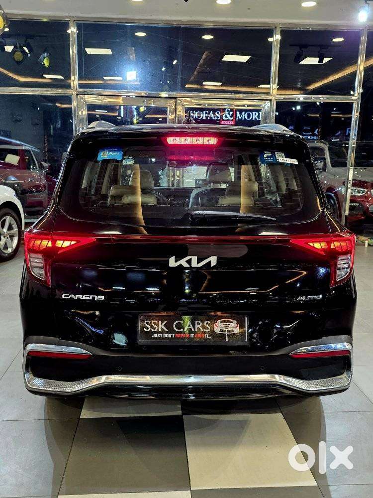 Kia Carens Luxury (o)1.5 Diesel At 7 Str, 2022, Diesel