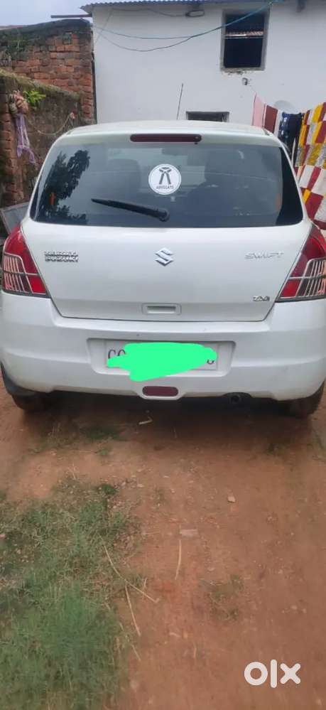 Maruti Suzuki Swift 2011 Petrol