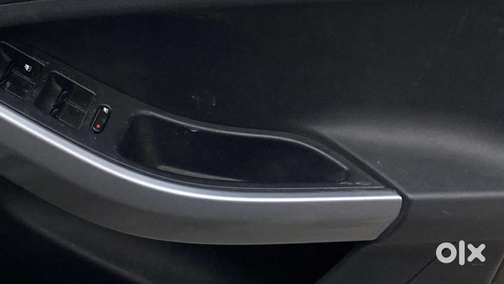 Tata Nexon 1.2 Revotron Xm, 2020, Petrol