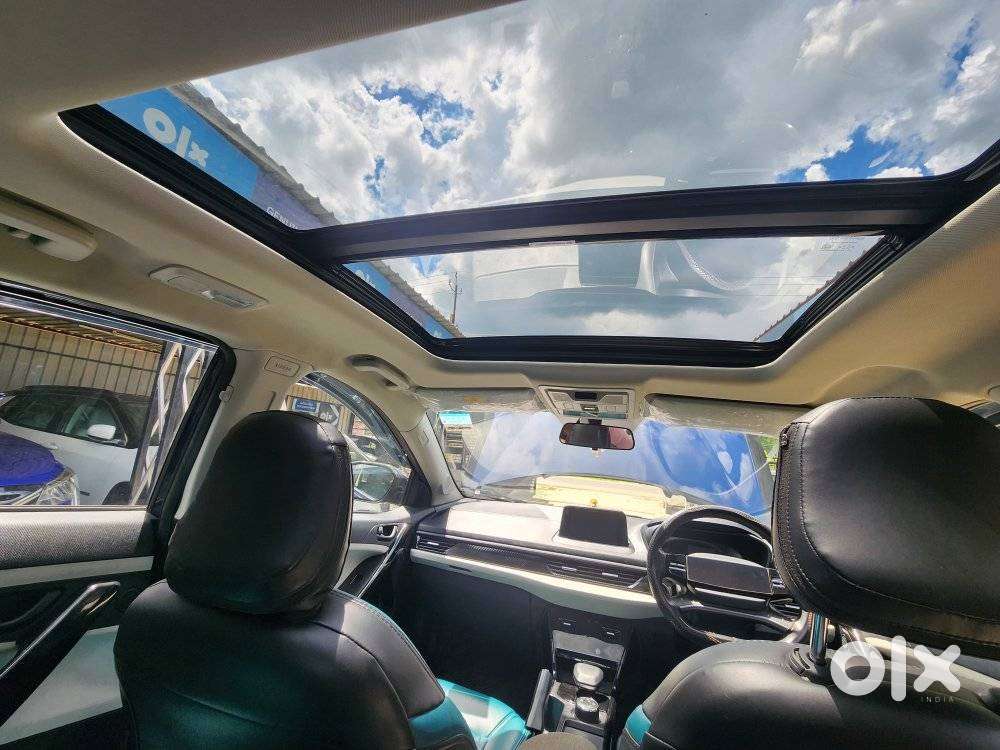 Tata Curvv Pure Plus 1.2 Revotron Petrol 7dca, 2025, Petrol