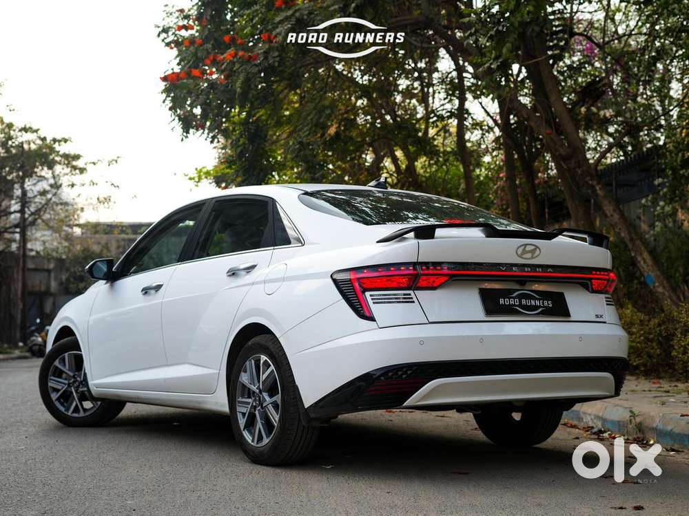 Hyundai Verna Sx (o)1.5 Vtvt [2023 - 2026], 2025, Petrol