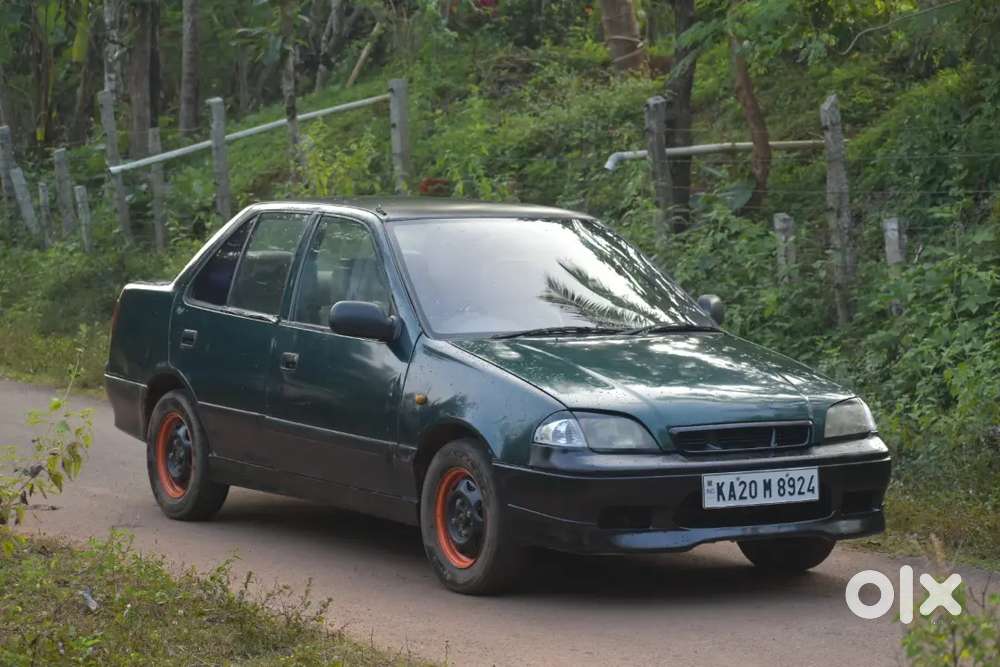 Maruti Suzuki Esteem 2001