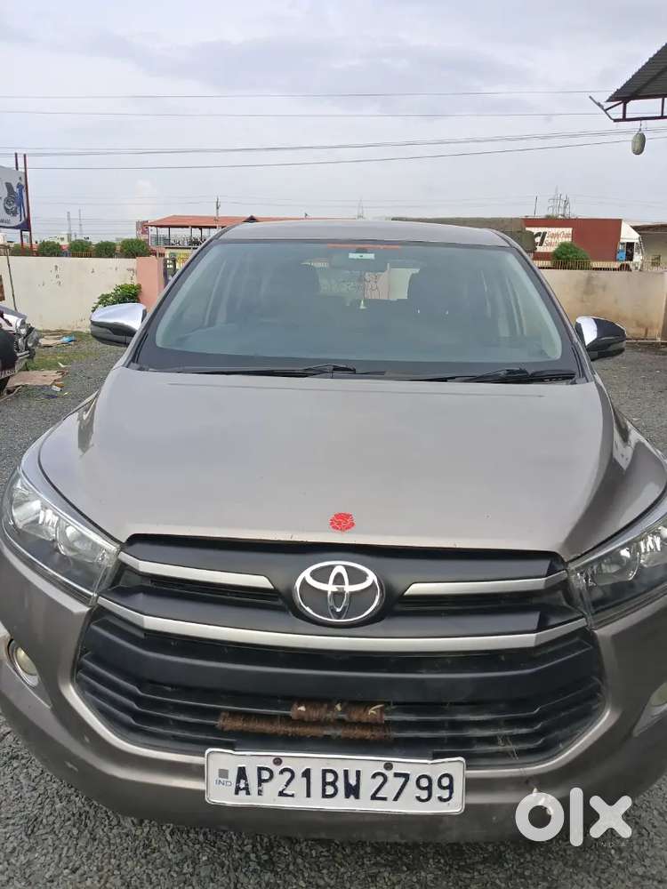 Toyota Innova Crysta 2.4 Diesel Manual 2018