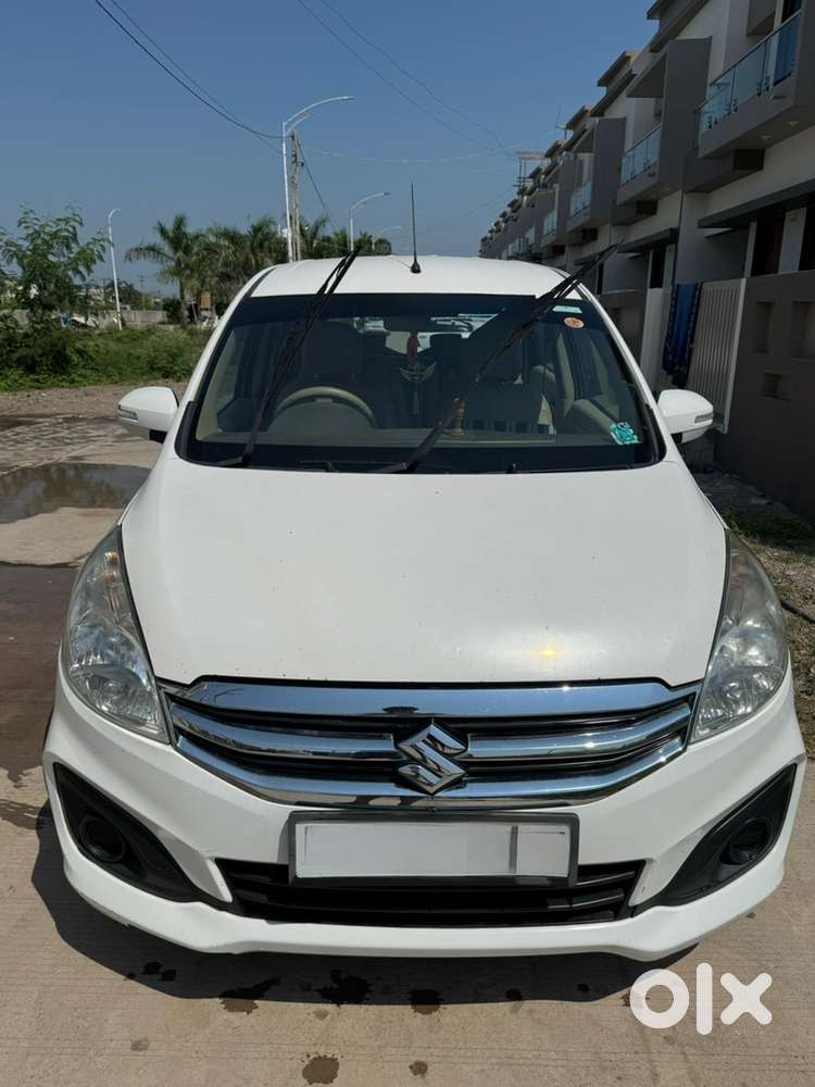 Maruti Suzuki Ertiga 1.3 Vdi 2017