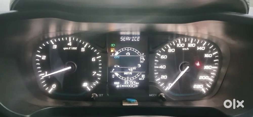 Tata Altroz 1.2 Xt, 2022, Petrol