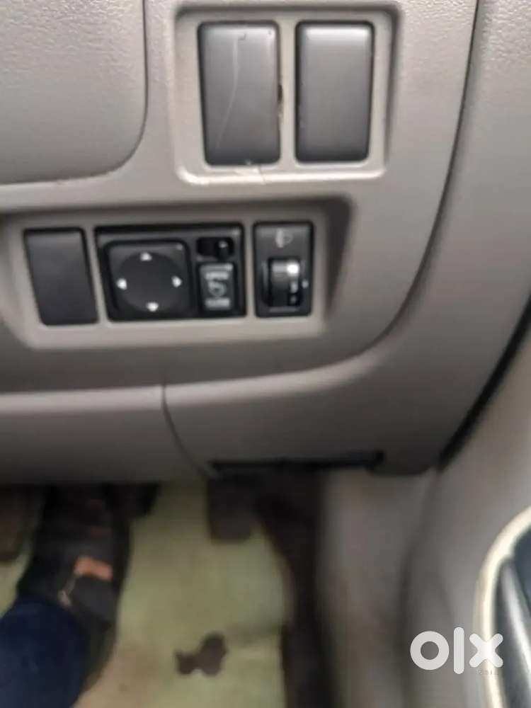 Nissan Sunny Petrol 2011 With Low Km