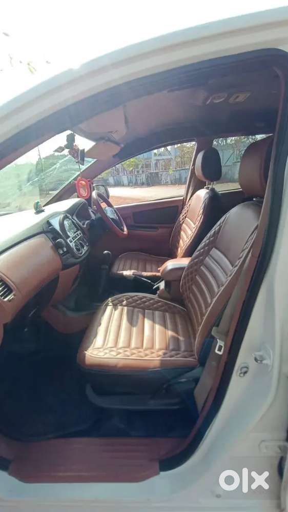 Toyota Innova 2007 Diesel Well Maintained Valid Upto 2027
