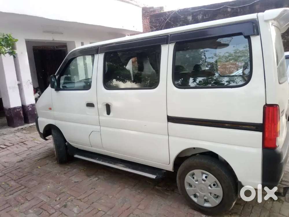 Maruti Suzuki Eeco 2025 Petrol 13000 Km Driven