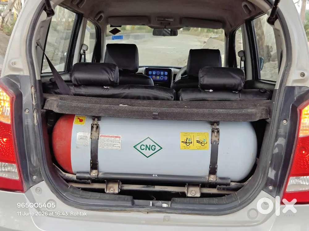 Green Cng Wagonr Single Hand Used