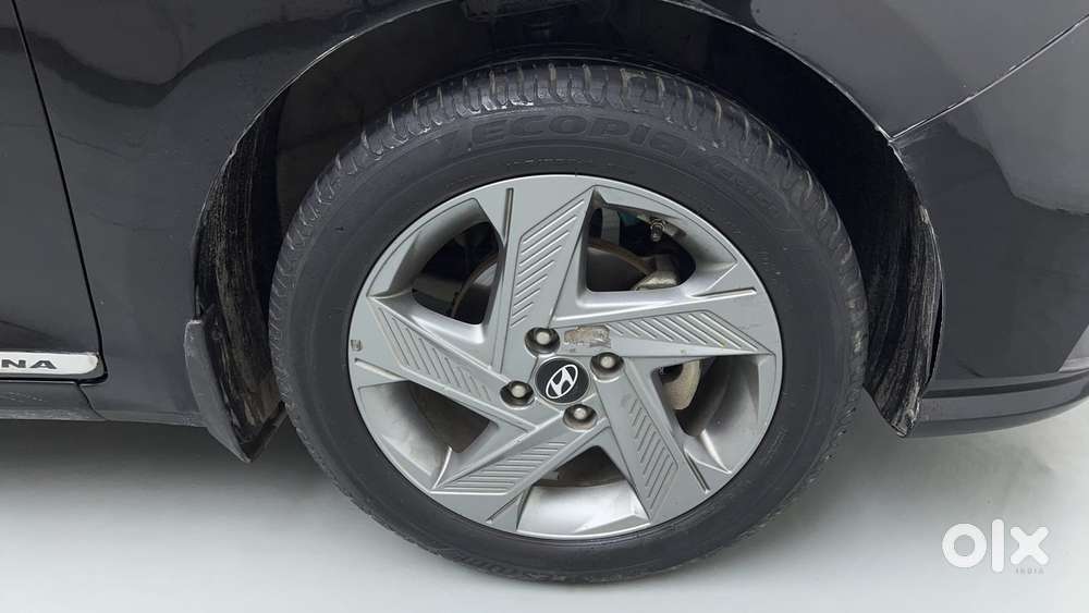 Hyundai Verna 1.5 Sx Ivt, 2022, Petrol