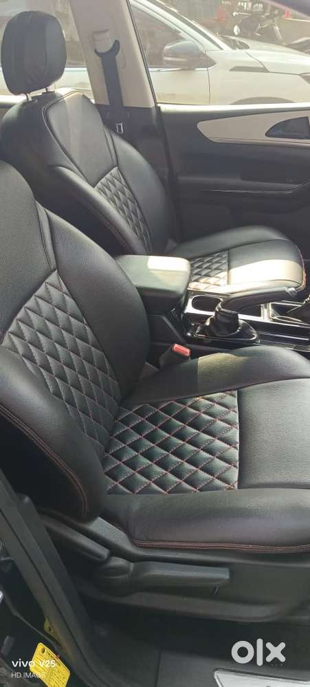 Mahindra Xuv700 2.2 Ax 5 Diesel Mt Str, 2023, Diesel