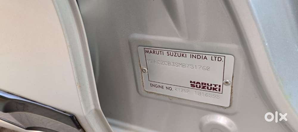 Maruti Suzuki Swift Vxi + Manual, 2021, Petrol