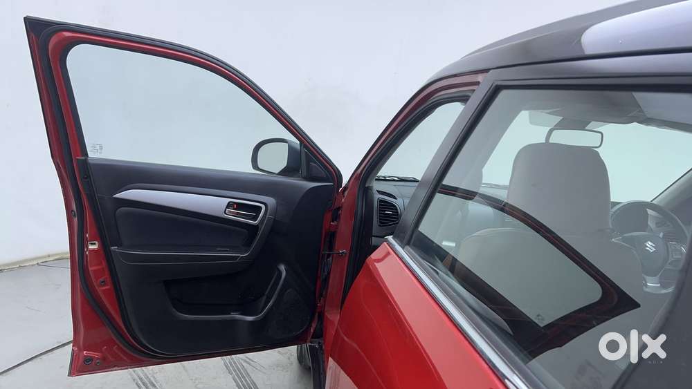 Maruti Suzuki Vitara Brezza 1.5 Zxi Plus At Dual Tone, 2022, Petrol