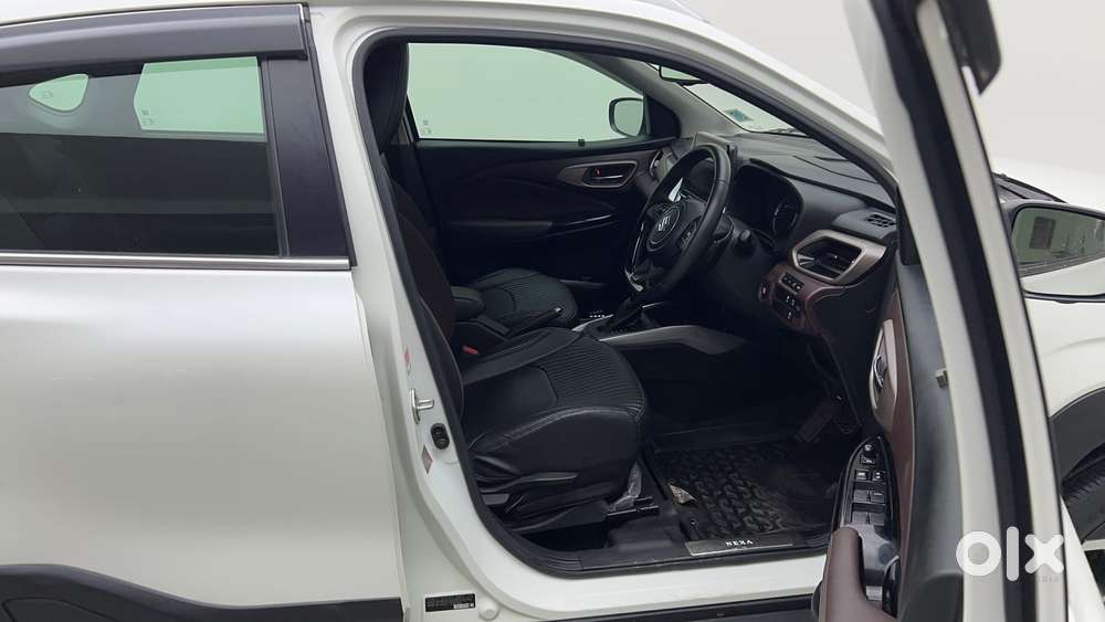 Maruti Suzuki Fronx Alpha 1.0l Turbo 6 At, 2023, Petrol