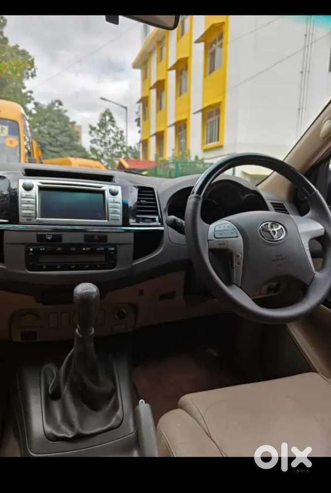 Toyota Fortuner 2012 Diesel 90000 Km Driven