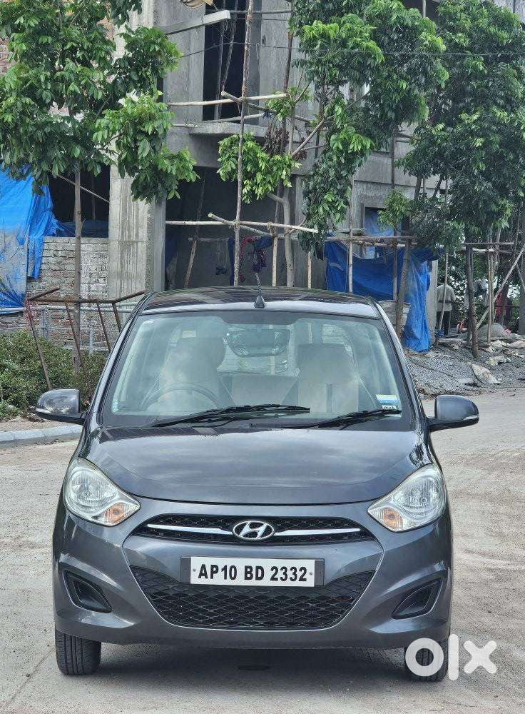 Hyundai I10 Sportz, 2012, Petrol
