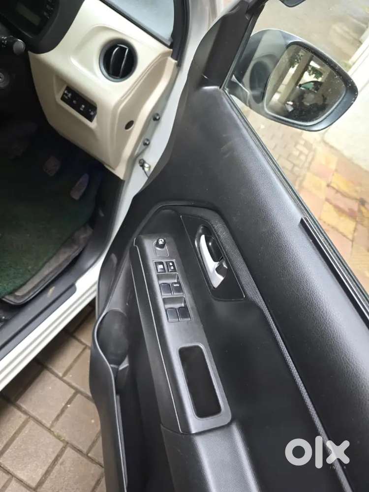 Maruti Suzuki Wagon R Flex Fuel 2017 Petrol 60000 Km Driven +cng