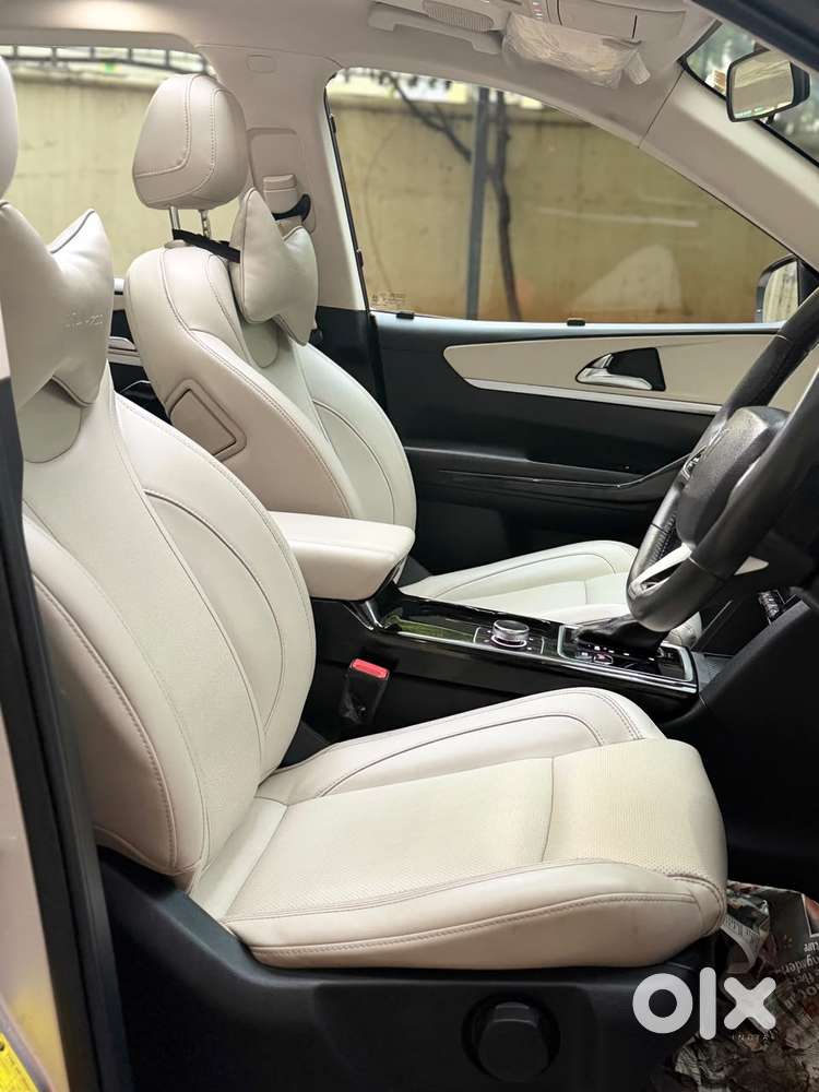 Mahindra Xuv700 Ax7 Luxury Pack Awd, 2022, Diesel