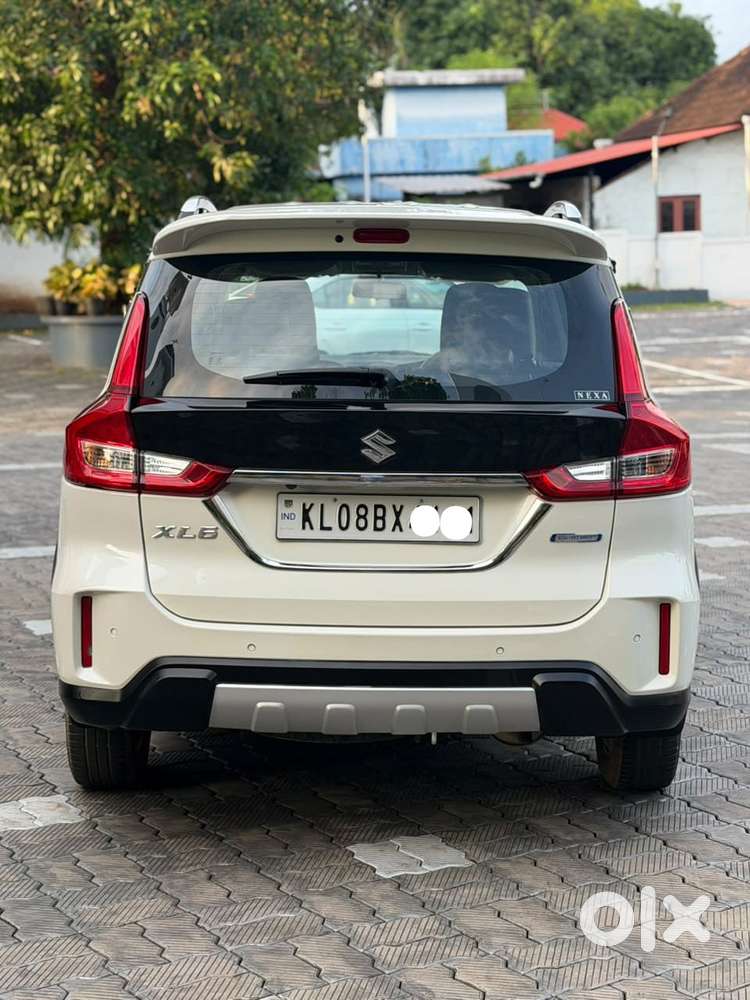 Maruti Suzuki Xl6 1.5 Alpha At, 2021, Petrol
