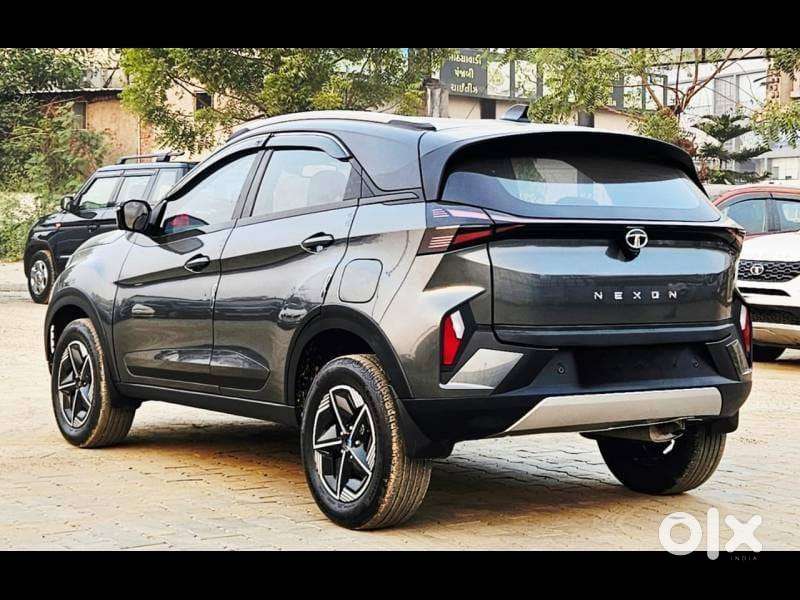 Tata Nexon Fearless  S 1.2 Revotron Petrol 6 Mt Dt, 2023, Petrol