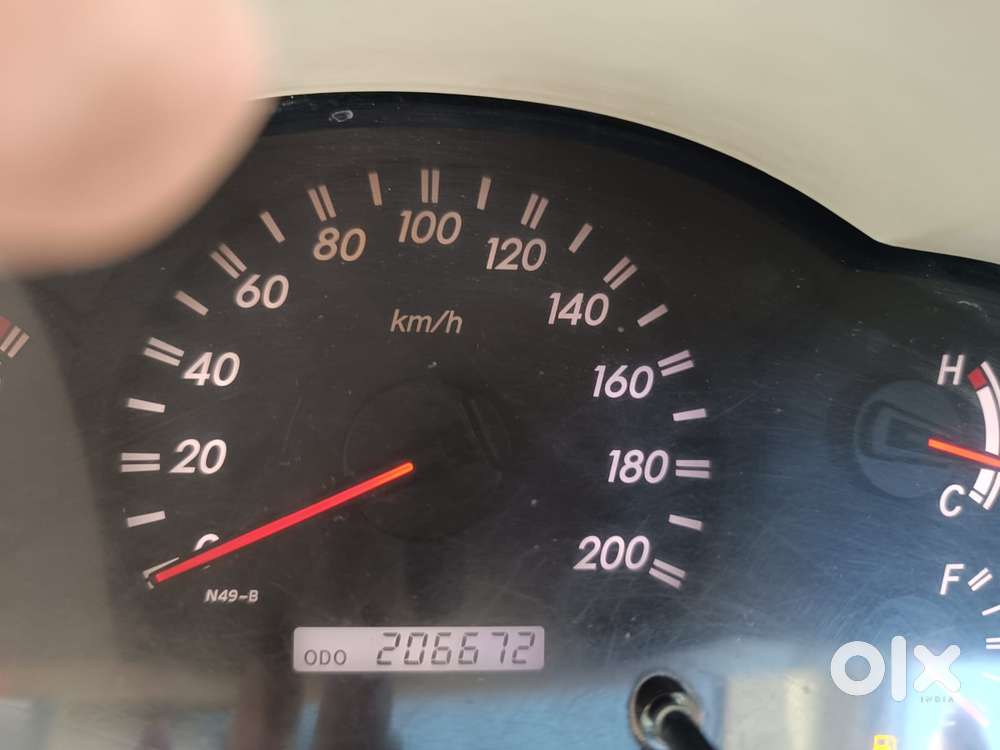 Toyota Innova 2004-2011 2.5 V Diesel 8-seater, 2010, Diesel